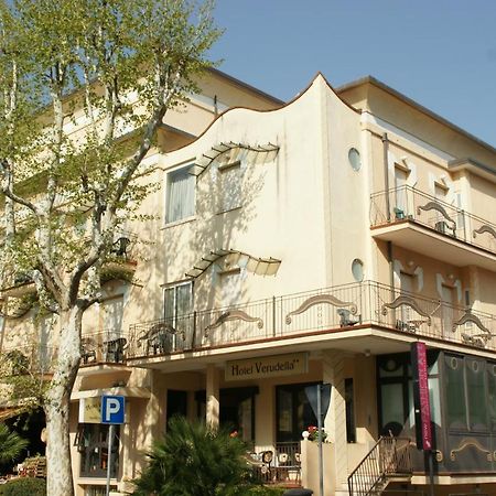 Hotel Verudella Римини Экстерьер фото