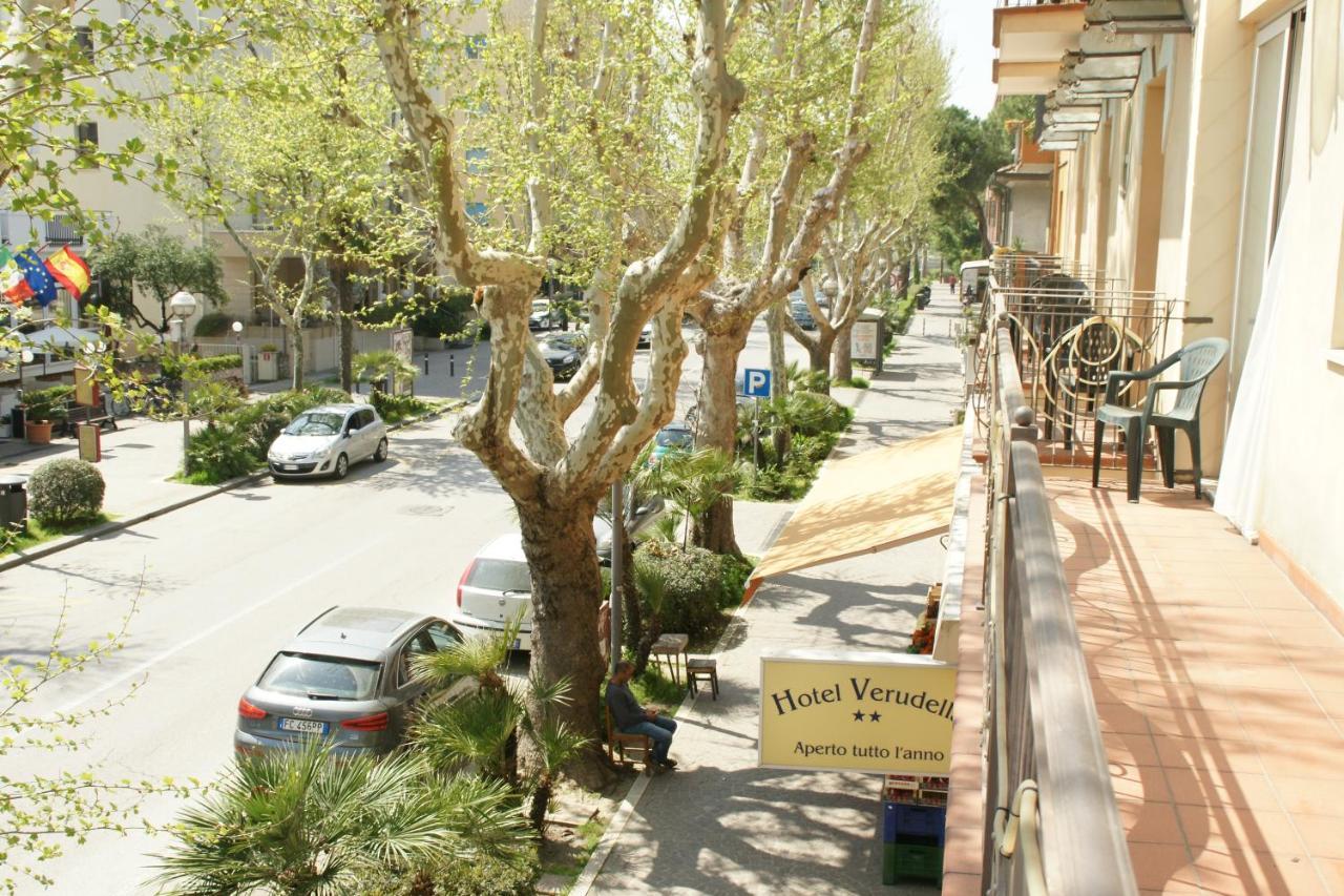 Hotel Verudella Римини Экстерьер фото